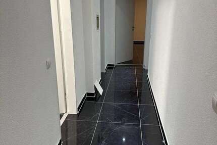 Wohnung Willroth - 4 Zimmer, 94 m&sup2;, 1.000&euro; | Angebot:27159598