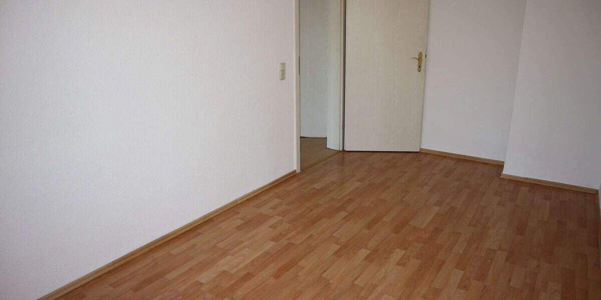 Zimmer Chemnitz Lutherviertel - 2 Zimmer, 64 m&sup2;, 315&euro; | Angebot:25997353