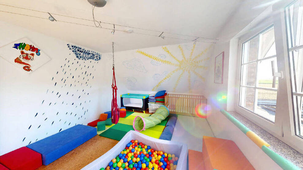Erftstadt-Lechenich! Platz satt! 7-Zimmer! Einfamilienhaus mit Feldrandlage und Südgarten! (NG 4838)