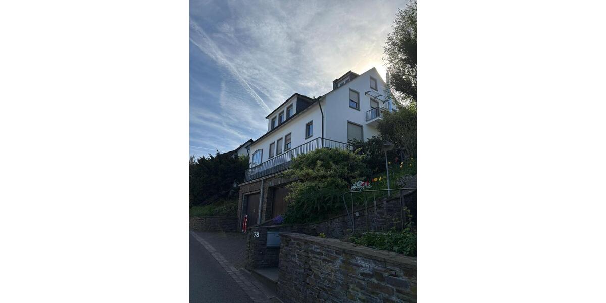 Einfamilienhaus Cochem - 10 Zimmer, 277 m&sup2;, 2.000&euro; | Angebot:26424934