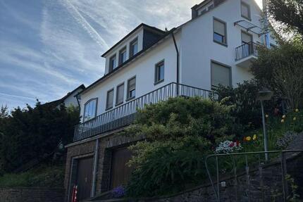 Haus Cochem - 10 Zimmer, 277 m&sup2;, 2.000&euro; | Angebot:26424934