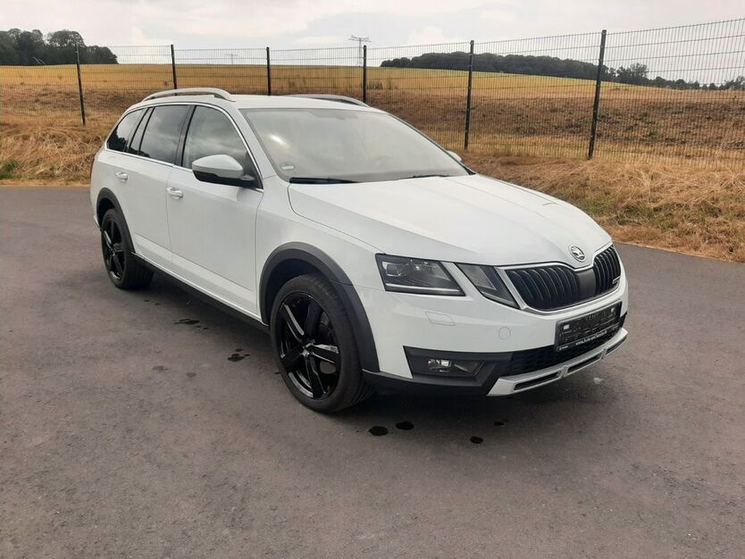 Skoda Octavia 214.000 km 13.690 € Dresden 01259