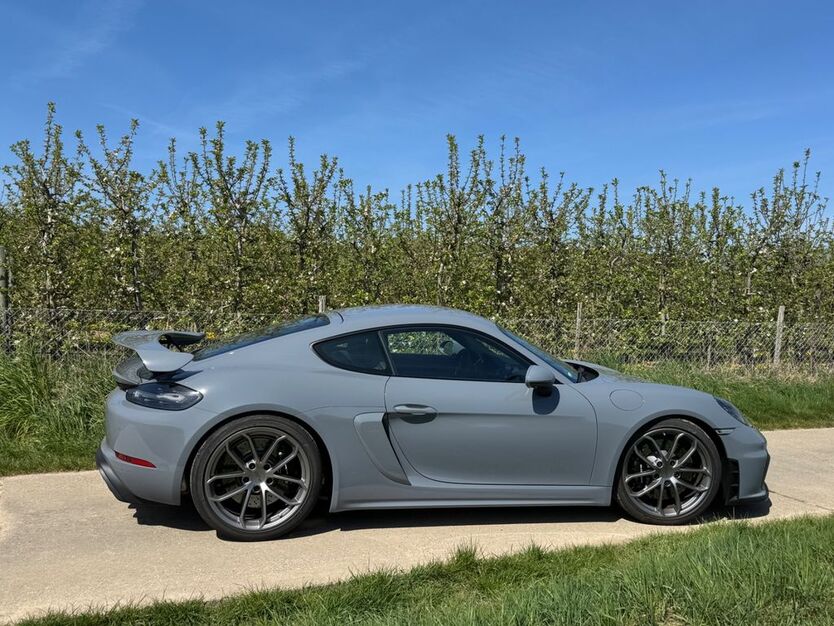 Porsche Cayman 3.300 km 114.000 € Königstein 61462
