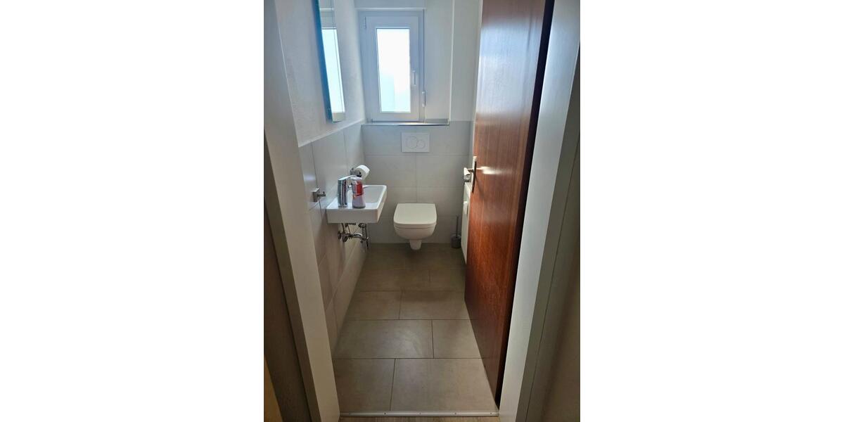 Erdgeschoßwohnung Oberderdingen - 4 Zimmer, 110 m&sup2;, 1.250&euro; | Angebot:26024467