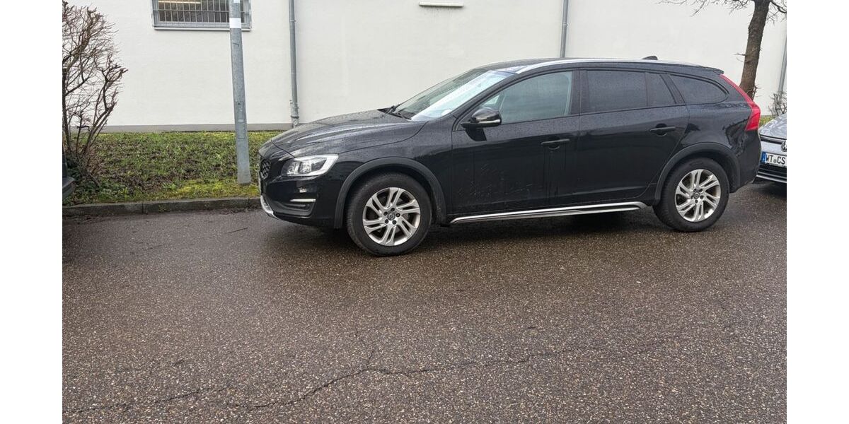 Volvo V60 Cross Country 206.500 km 12.500 &euro; Waldshut-Tiengen 79761