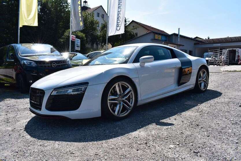R8