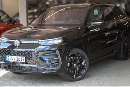 VW Tayron 9.990 km 59.490 € Stuttgart 70563