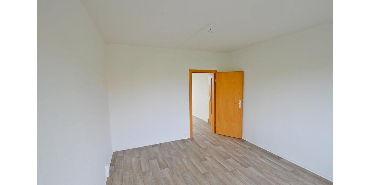 Etagenwohnung Sangerhausen - 3 Zimmer, 61 m&sup2;, 385&euro; | Angebot:26381090