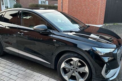 Audi Q4 e-tron 72.500 km 28.500 &euro; Köln 51143