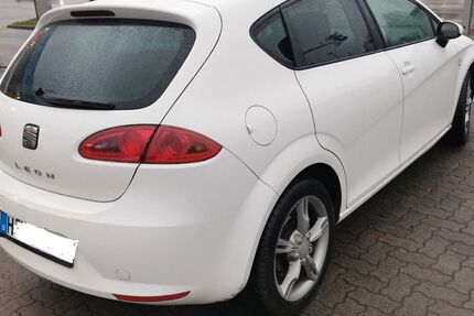 Seat Leon 192.000 km 2.850 &euro; Hannover 30627