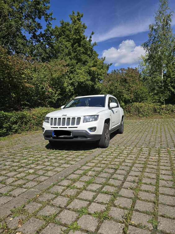 Jeep Compass 130.000 km 9.000 € Schwaikheim 71409