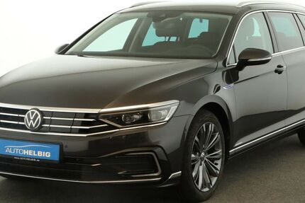 VW Passat Variant 86.700 km 23.990 € Donnersdorf 97499