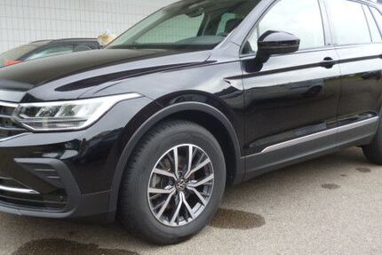 VW Tiguan 32.000 km 26.990 &euro; Veringenstadt 72519