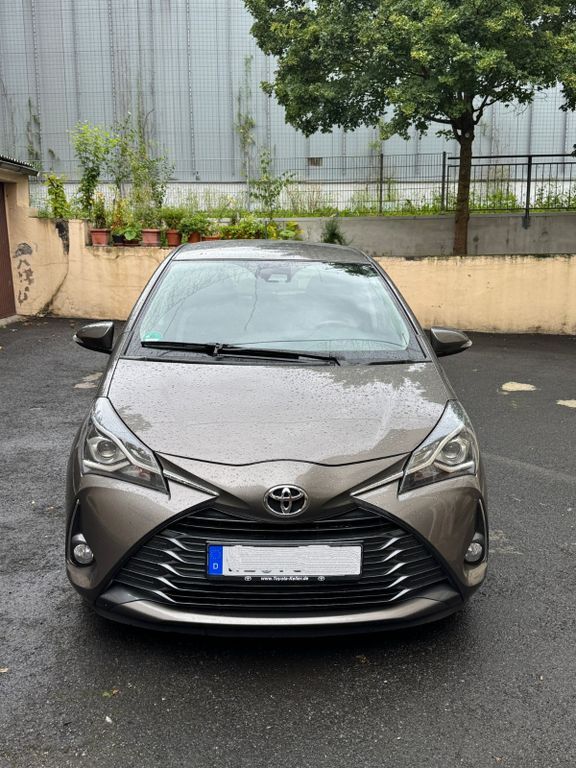 Yaris