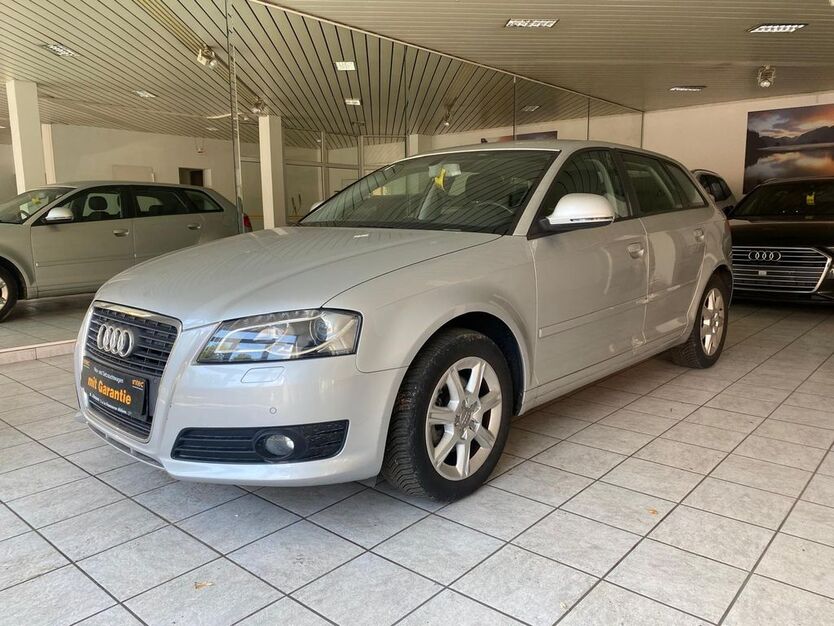 Audi A3 98.000 km 8.950 € Berlin 12349
