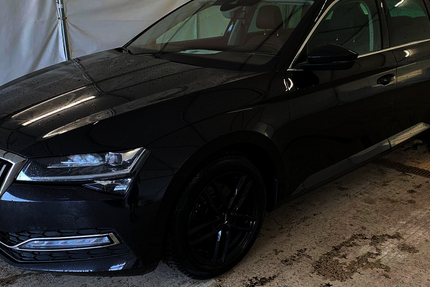Skoda Superb 135.798 km 21.950 &euro; Steinbach-Hallenberg OT Herges-Hallenberg 98587