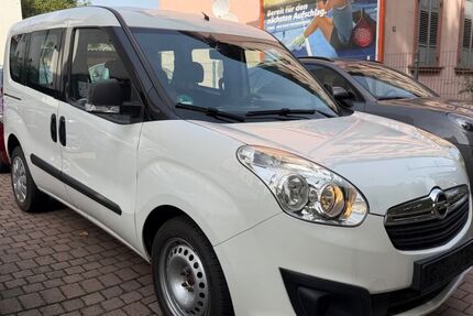 Opel Combo 109.000 km 9.250 &euro; Worms 67547