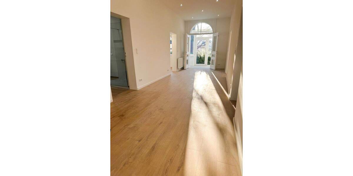 Erstbezug nach Renovierung - 4 Zimmer-Erdgeschosswohnung in Hannover-Bemerode 4 zimmer