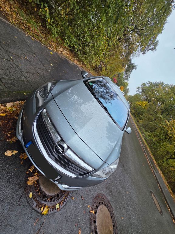 Opel Insignia 207.457 km 5.200 € Bielefeld 33659