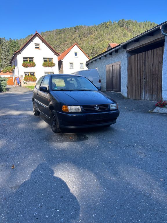 VW Polo 113.153 km 1.500 € Bucha 07751