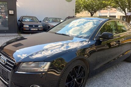 Audi A5 260.000 km 5.900 &euro; München 81543