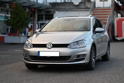 VW Golf 79.500 km 12.549 &euro; Unkel 53572