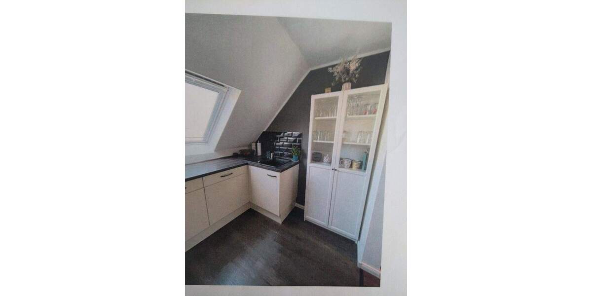 Nette kleine Dachgeschosswohnung in Budberg 2 zimmer