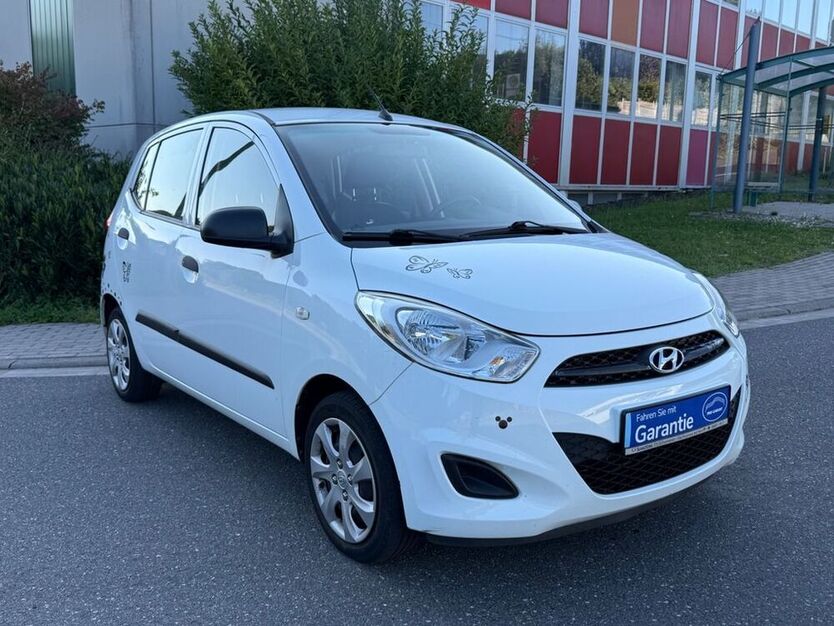 i10