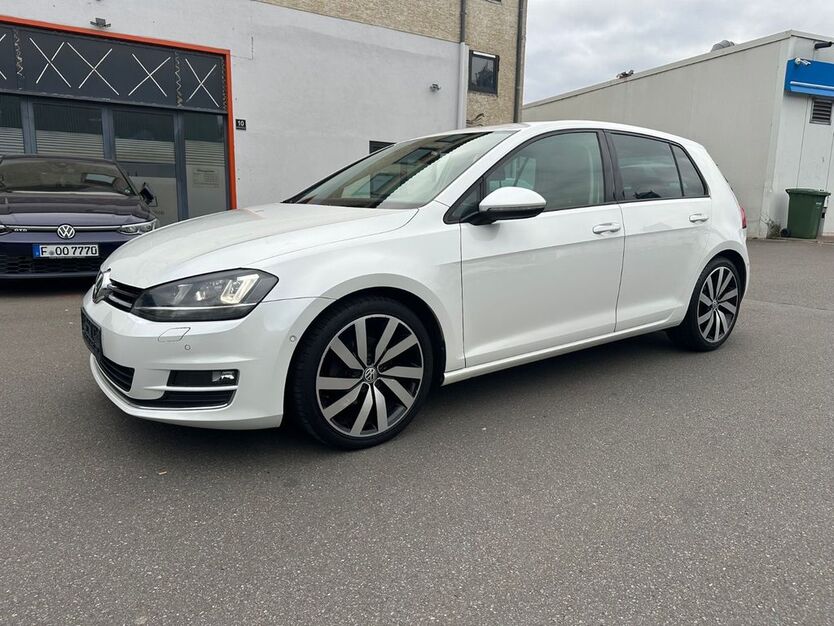 VW Golf 165.000 km 12.699 € Frankfurt am Main 60314