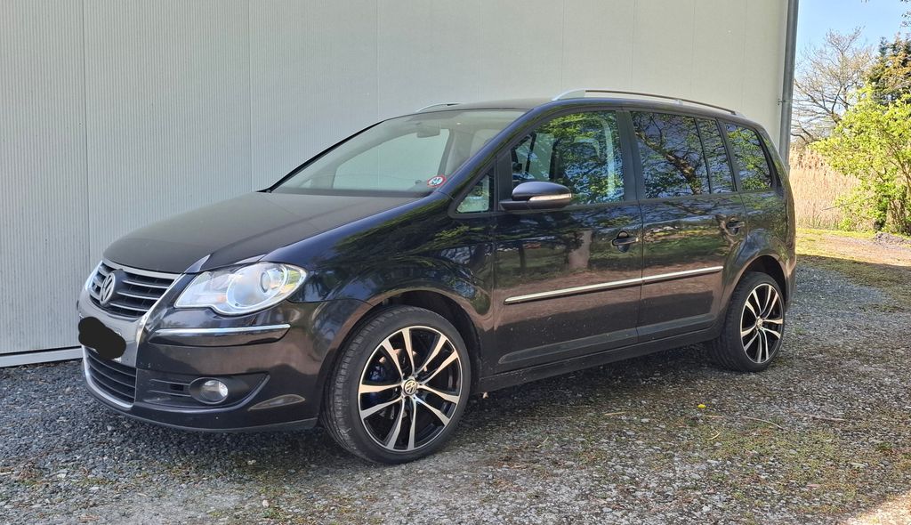 VW Touran 257.997 km 3.750 &euro; Schieder- Schwalenberg 32816
