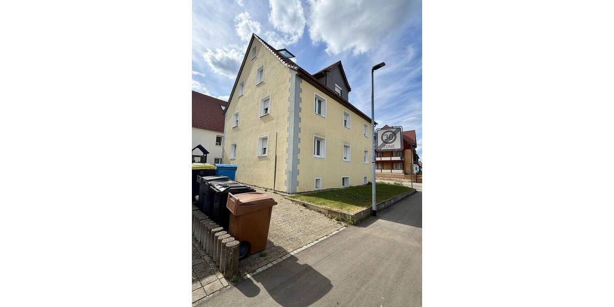 Etagenwohnung Trossingen - 5 Zimmer, 112 m&sup2;, 319.000&euro; | Angebot:26886410