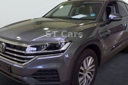 VW Touareg 24.990 km 54.390 € Braunschweig 38110