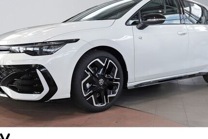 VW Golf 8.900 km 34.930 &euro; Magdeburg 39116