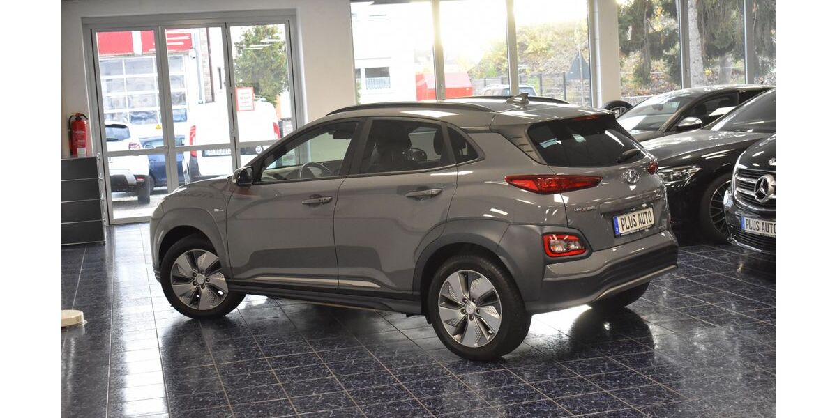 Hyundai KONA 48.703 km 15.270 &euro; Nürnberg 90431