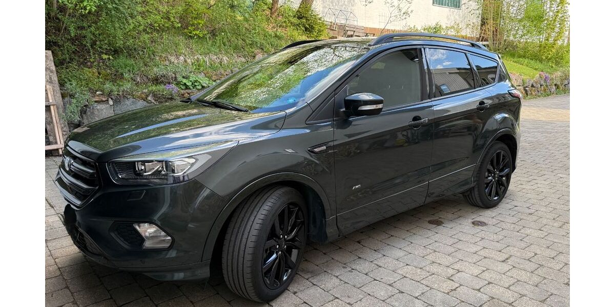 Ford Kuga 103.000 km 15.900 &euro; Burgberg 87545