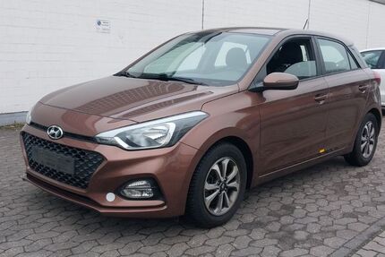 Hyundai i20 166.000 km 8.499 &euro; Kelkheim ( Taunus ) 65779