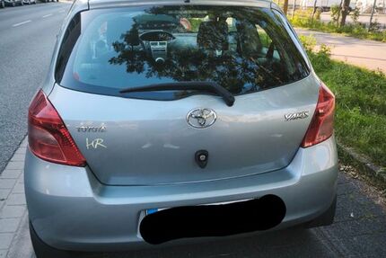Toyota Yaris 119.930 km 2.500 &euro; Bremen 28217