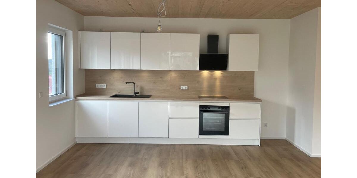 Etagenwohnung Irchenrieth - 3 Zimmer, 94 m&sup2;, 1.200&euro; | Angebot:26408105