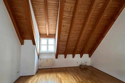 Wohnung Regensburg Das Dörnberg - 1 Zimmer, 79 m&sup2;, 1.450&euro; | Angebot:24767940