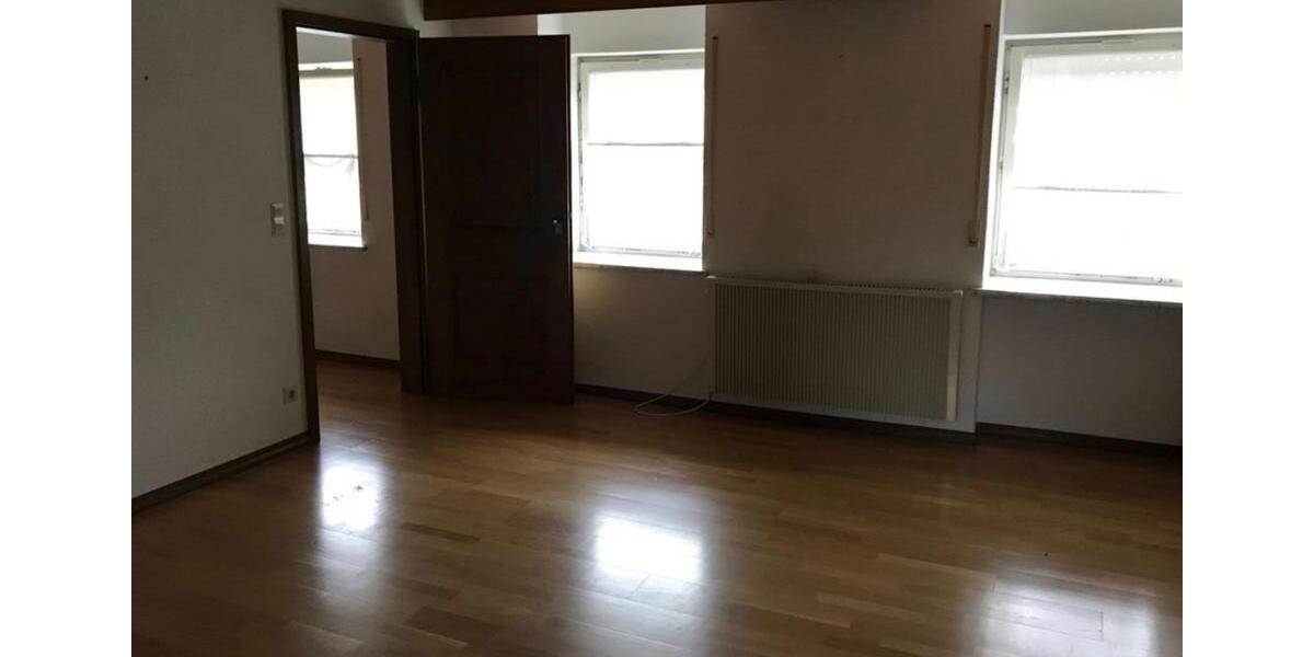 Etagenwohnung Bad Dürrheim - 4 Zimmer, 100 m&sup2;, 500&euro; | Angebot:26293140