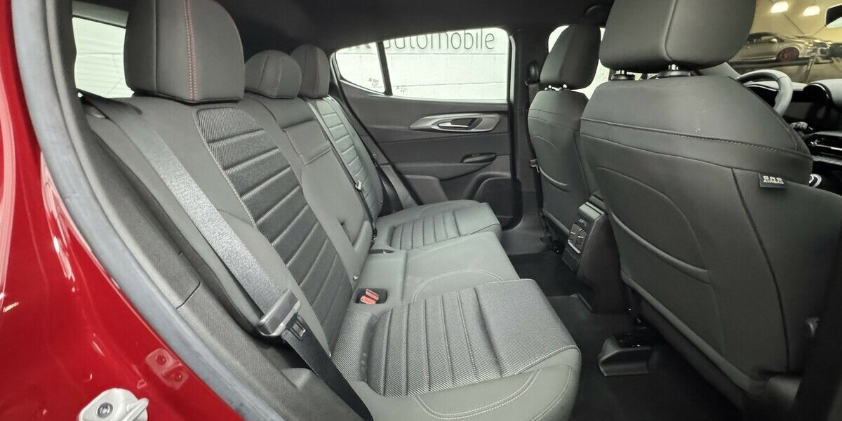 Alfa Romeo Tonale 1.6 VGT-D Sprint ACC LED Car Play 11.400 km 23.900 &euro; Lich 35423