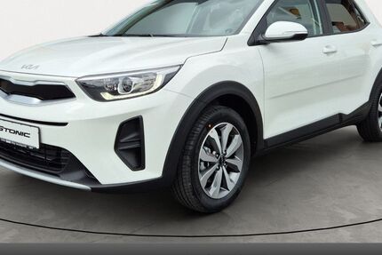Kia Stonic 2.243 km 18.980 &euro; Berga 06536