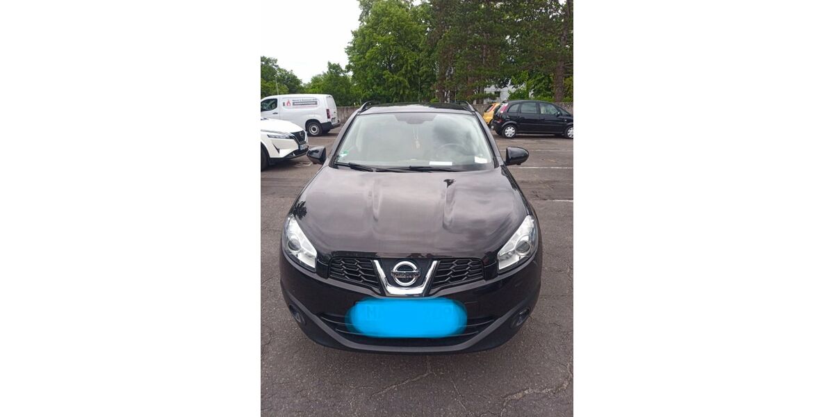 Nissan Qashqai 97.000 km 9.200 &euro; Mannheim 68309