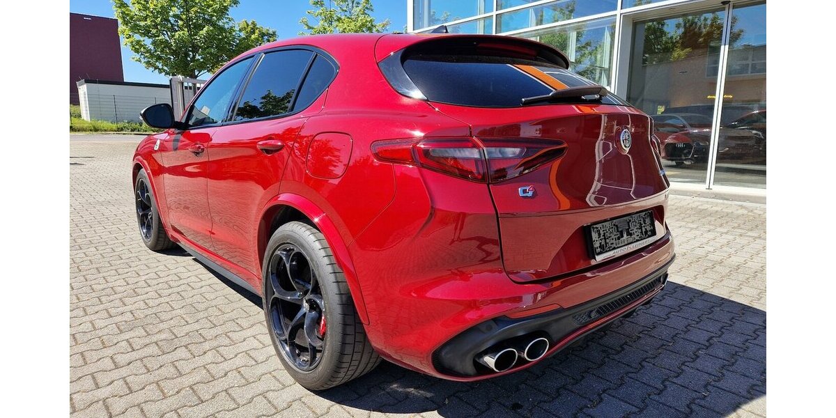 Alfa Romeo Stelvio Quadrifoglio Q4 63.569 km 46.800 € Wilsdruff 01723
