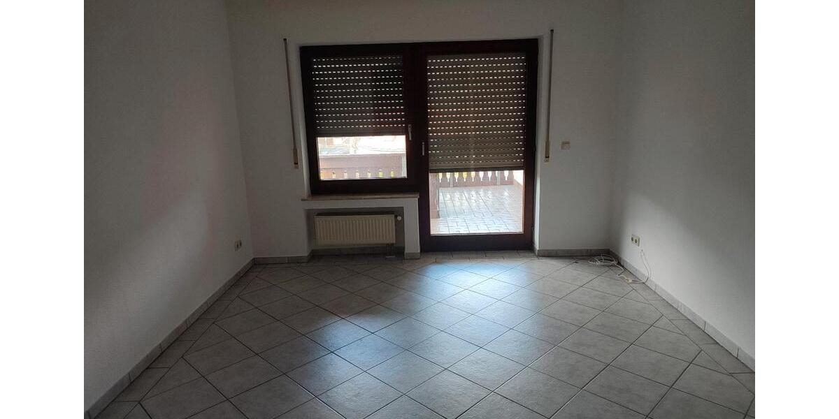 Etagenwohnung Tann (Rhön) - 5 Zimmer, 150 m&sup2;, 800&euro; | Angebot:25902131