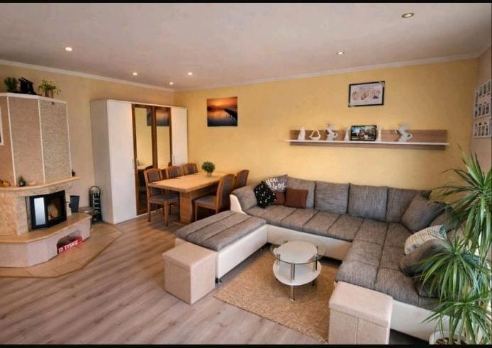 Reihenhaus Stemwede - 6 Zimmer, 142 m&sup2;, 299.000&euro; | Angebot:27054477