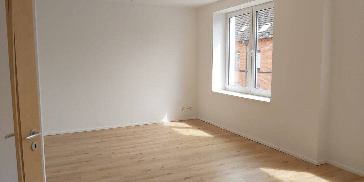 Etagenwohnung Lehrte - 2 Zimmer, 86 m&sup2;, 1.050&euro; | Angebot:26442298