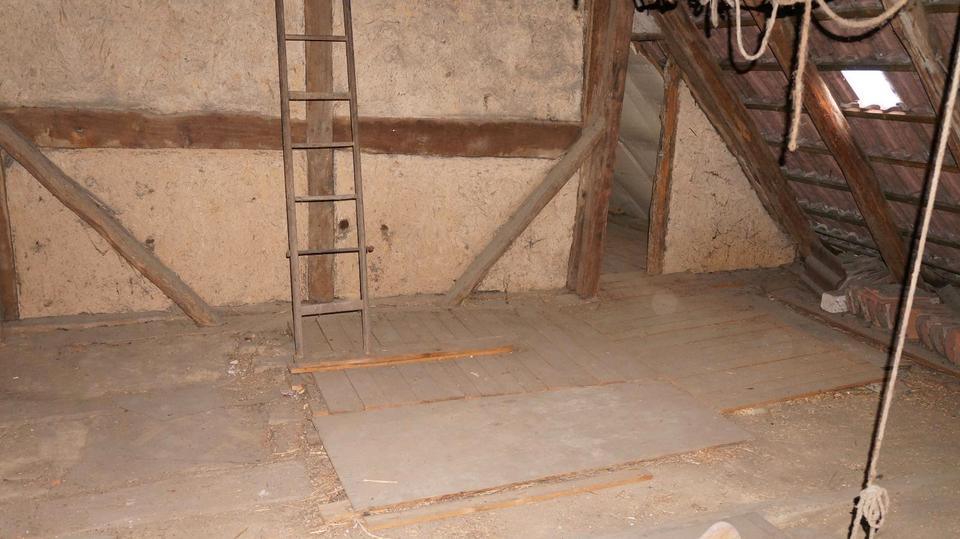 Bauernhaus, Landhaus Sulzbach am Main - 7 Zimmer, 158 m&sup2;, 180.000&euro; | Angebot:16852003