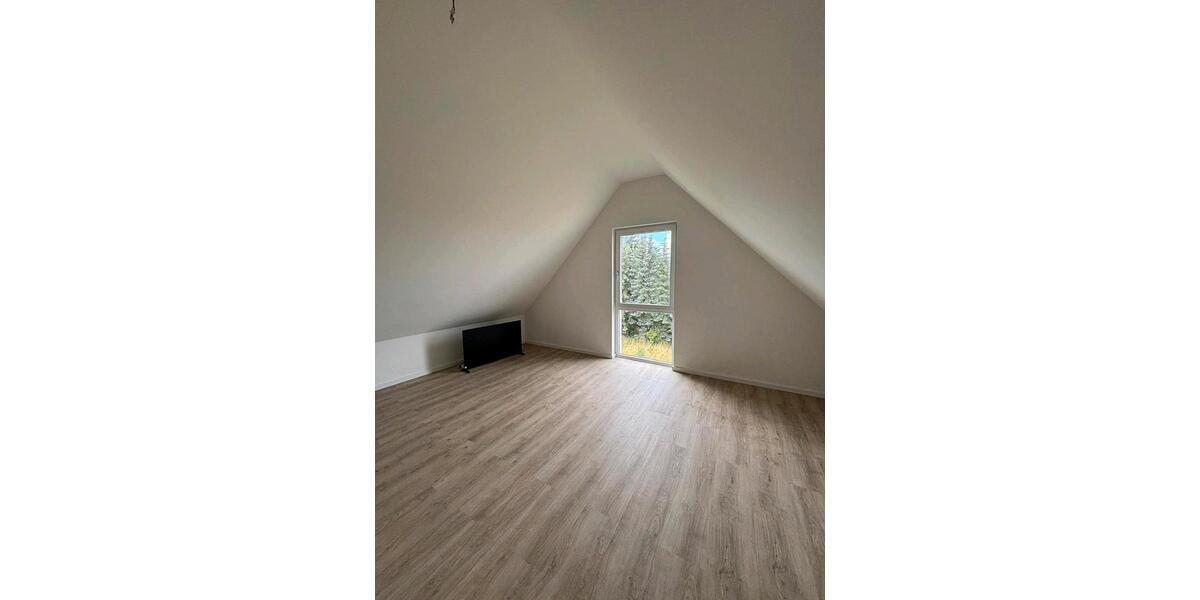 Doppelhaushälfte Laage - 5 Zimmer, 145 m&sup2;, 1.250&euro; | Angebot:25127636