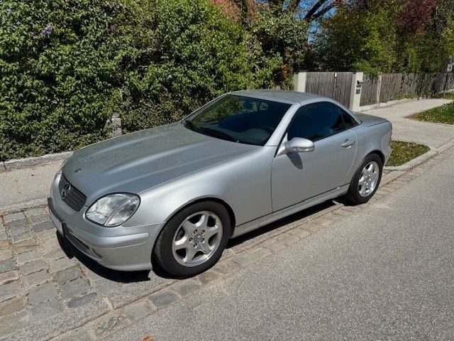 Mercedes-Benz SLK 200 124.000 km 7.700 &euro; Bad Tölz 83646